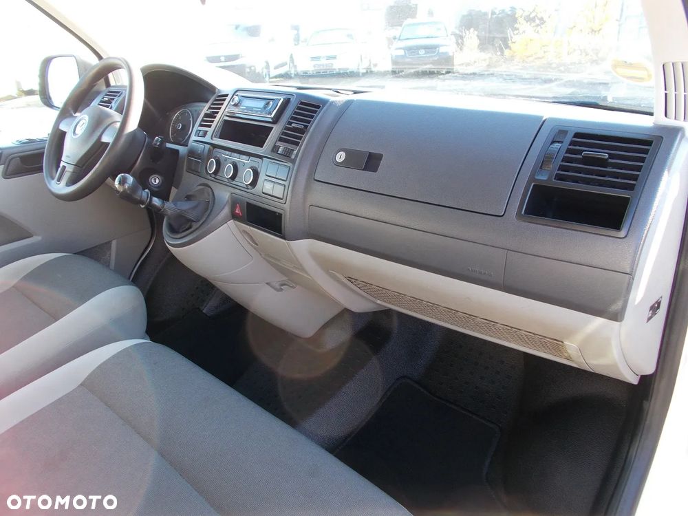 Volkswagen Transporter - 14