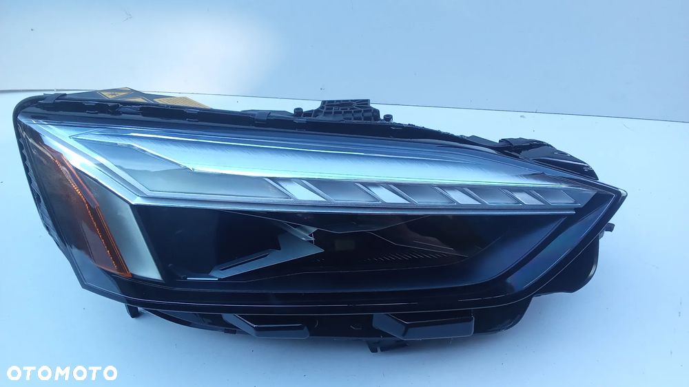 Lampa prawa Laser Audi A5 8w lift  USA kompletna Ameryka