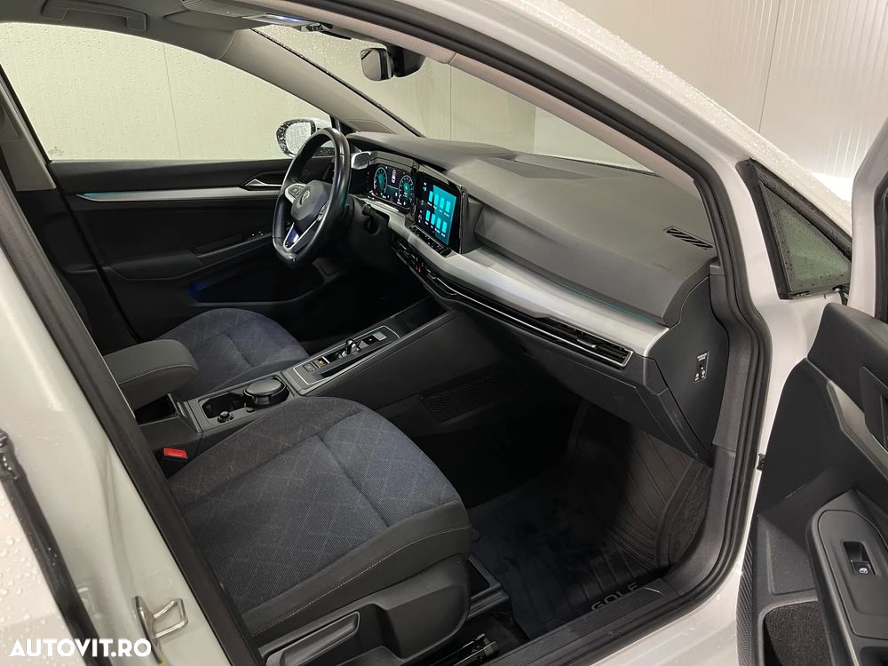 Volkswagen Golf 1.5 eTSI ACT DSG MHEV Life - 9