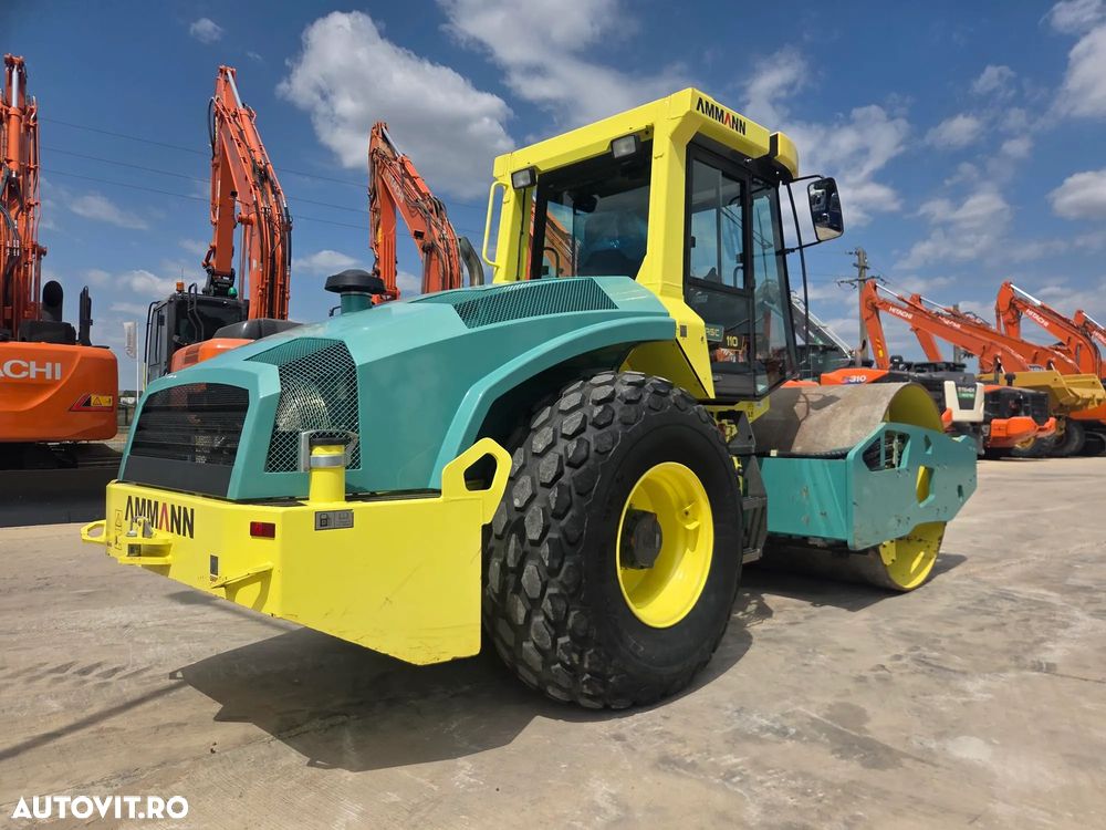 Ammann ASC110, 2018, 445h, Masa operationala 15tone, latime tambur 2,1m, lungime totala 5,7m, motor 115KW, posibilitate leasing 3 ani, STARE FOARTE BUNA-65.900 EUR+Tva - 18