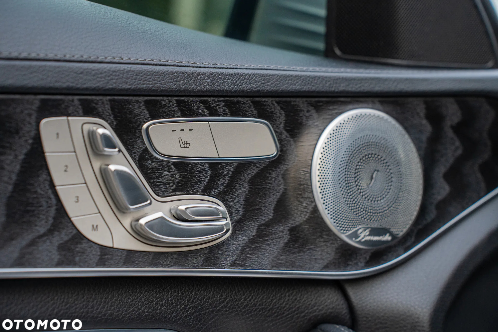 Mercedes-Benz Klasa C 300 7G-TRONIC - 16