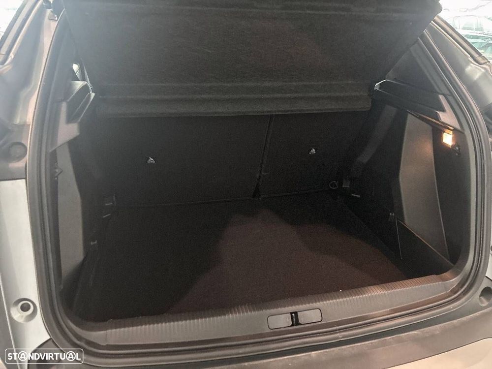 Peugeot 2008 1.2 Hybrid Allure e-DCS6 - 6