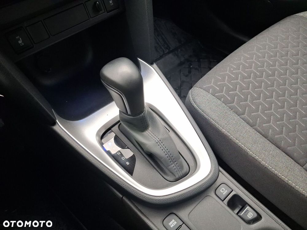 Toyota Yaris Cross Hybrid 1.5 Comfort - 23