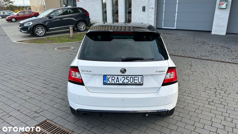Skoda Fabia 1.0 TSI Monte Carlo - 10