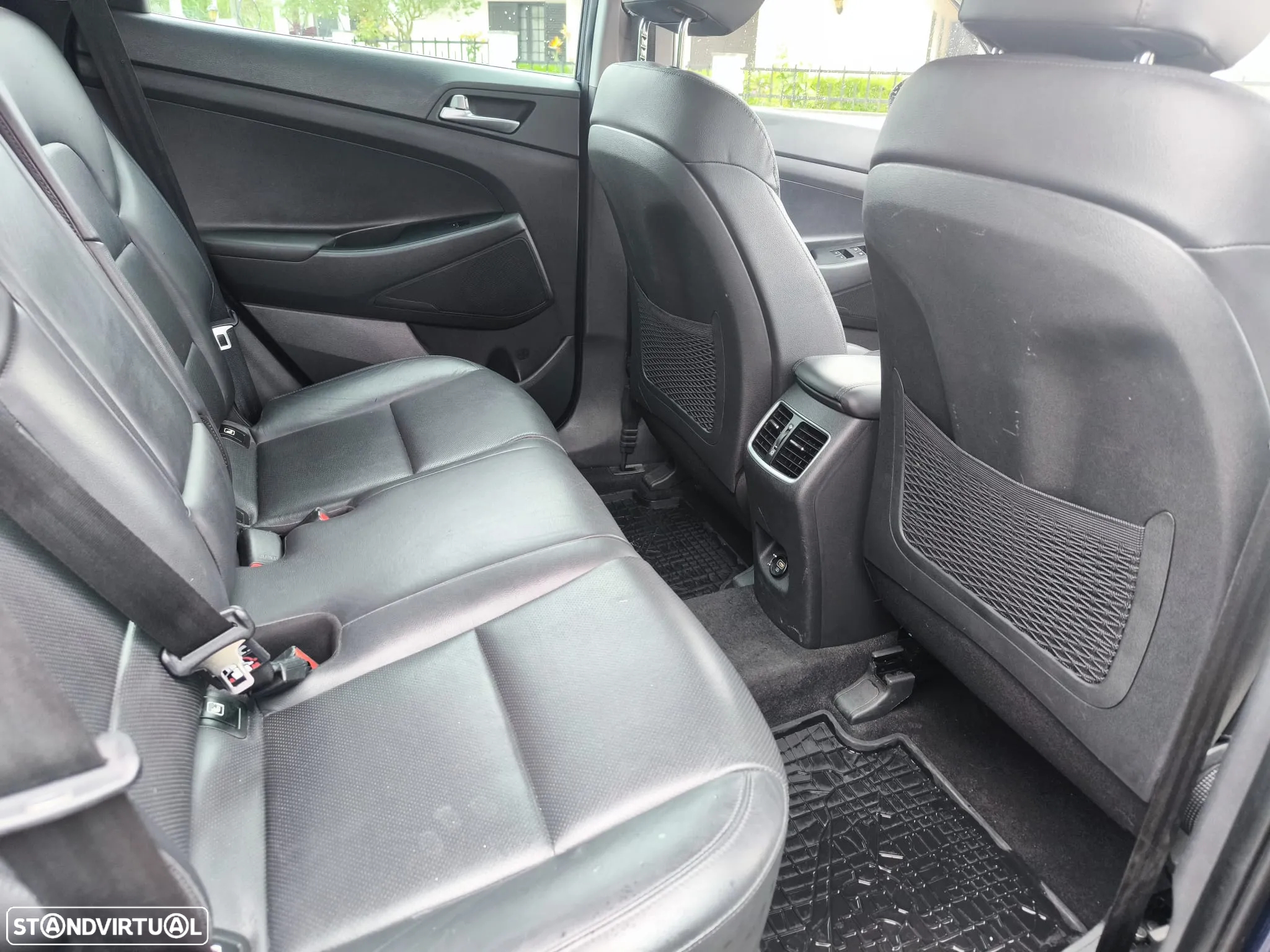 Hyundai Tucson 1.6 CRDi Premium +P.Pele+P.Style - 22