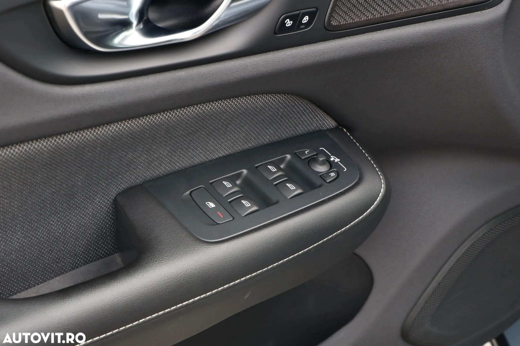 Volvo S60 T4 Geartronic RDesign - 27