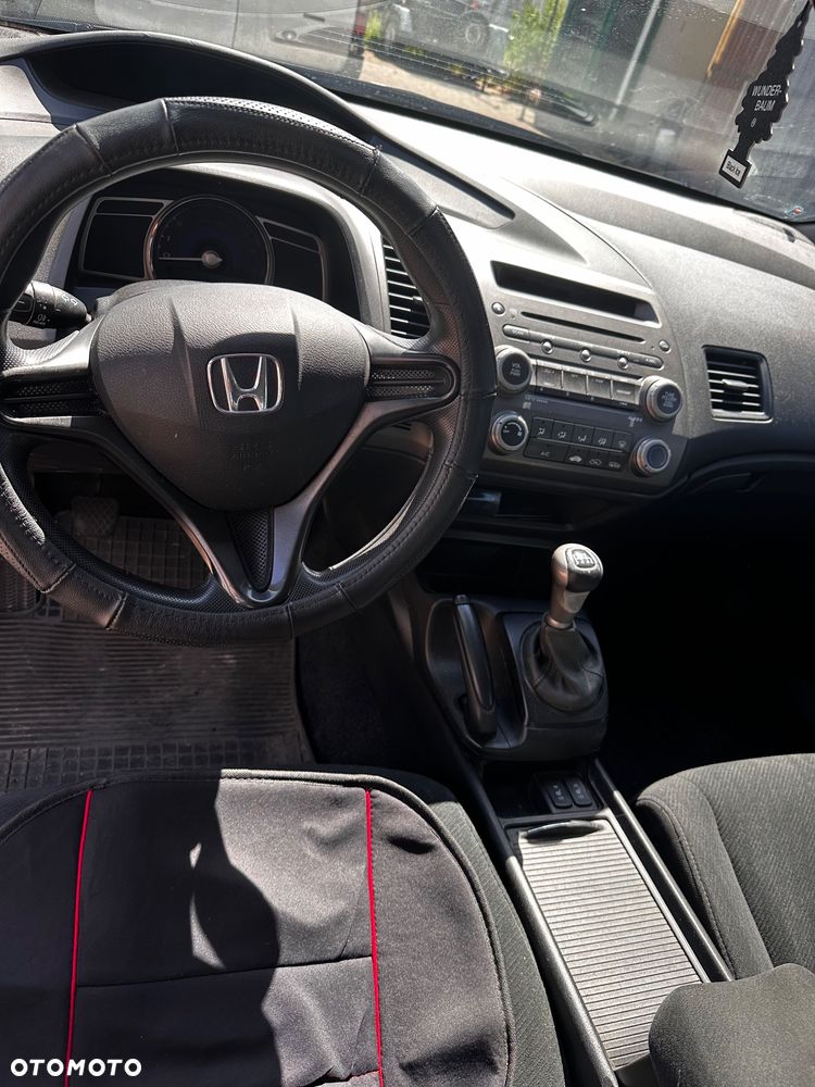 Honda Civic 1.8 Comfort - 10
