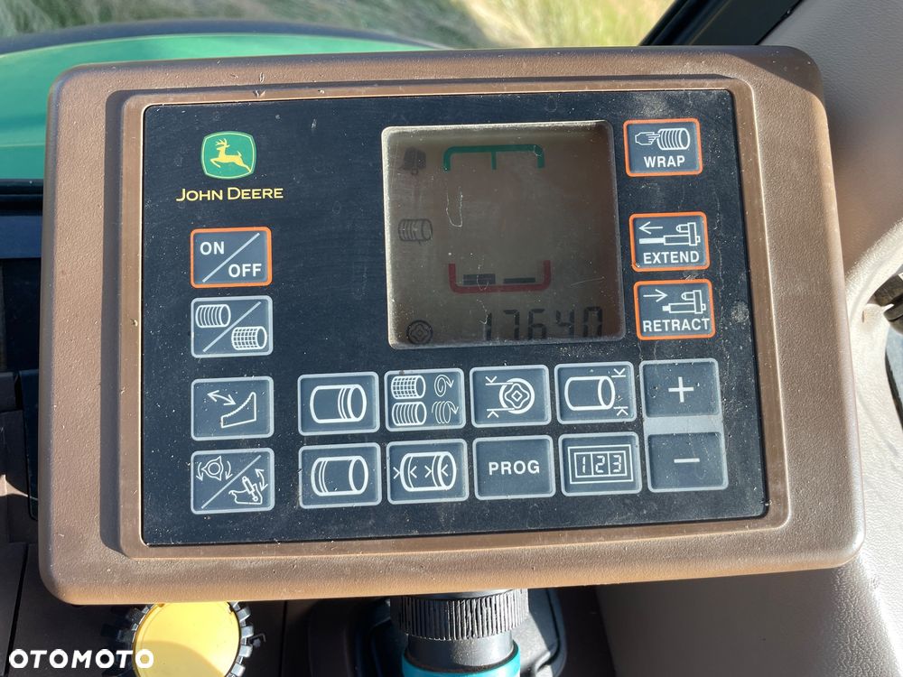 John Deere 864 - 24
