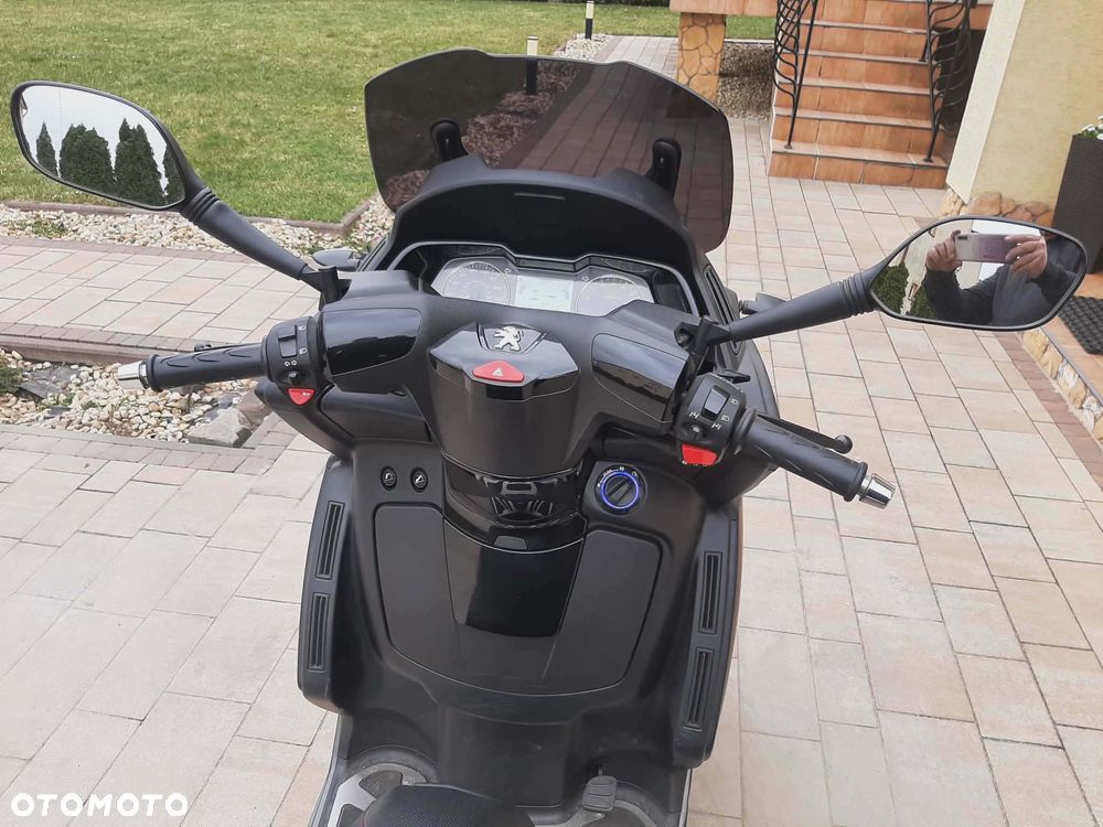 Peugeot Metropolis - 11