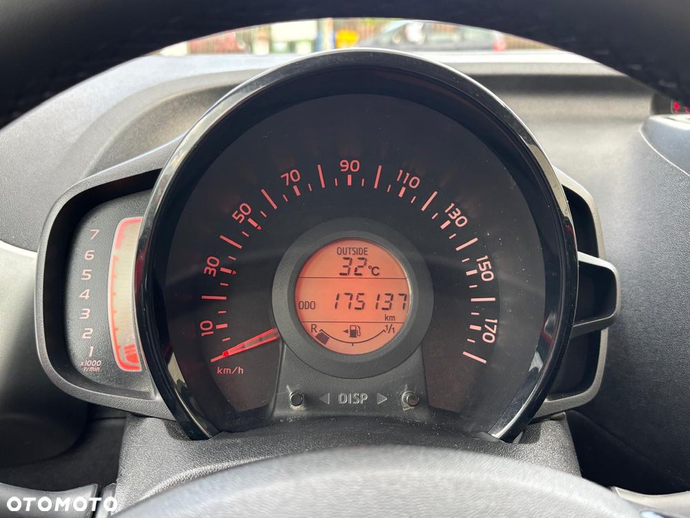 Toyota Aygo - 11