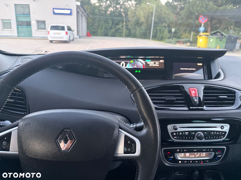 Renault Grand Scenic dCi 130 FAP Bose Edition - 19