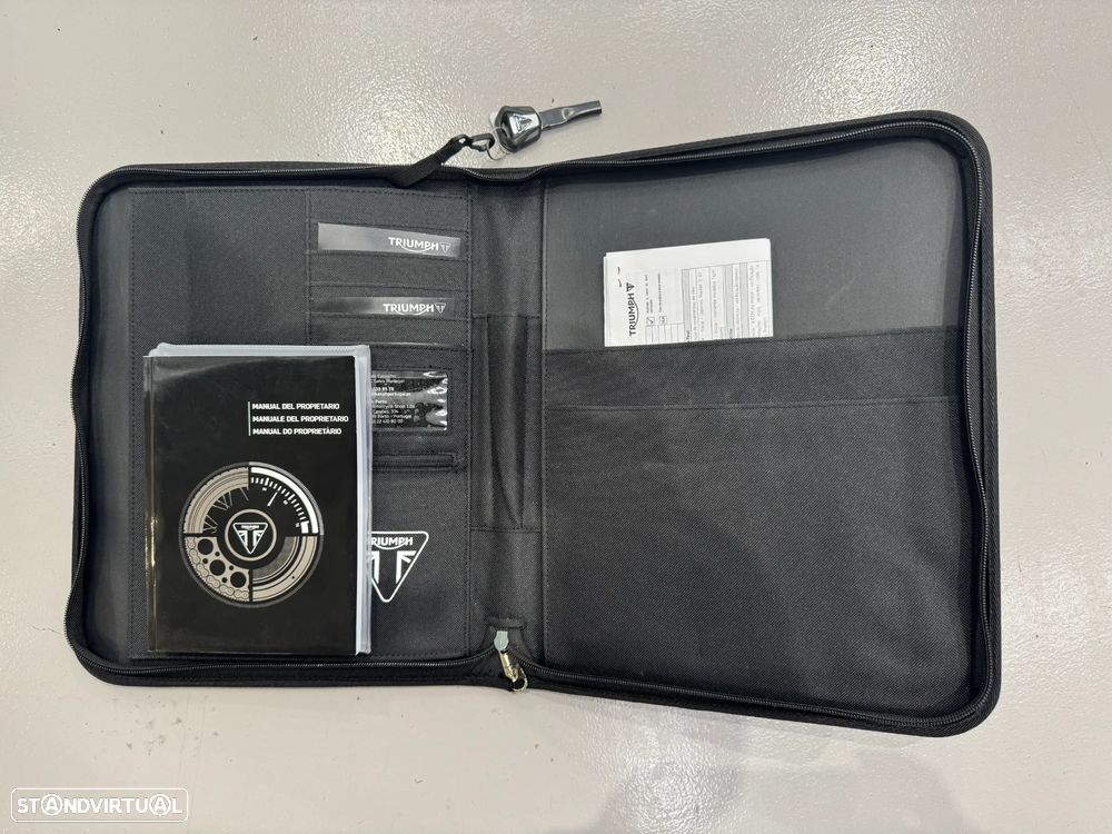 Triumph Trident - 18