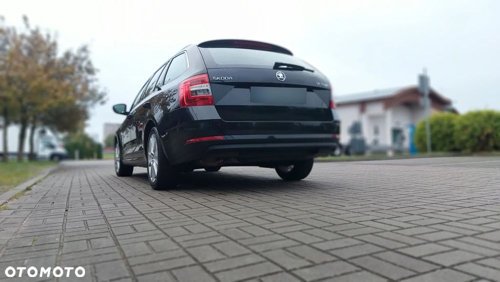 Skoda Octavia 1.5 TSI GPF ACT Ambition DSG - 32