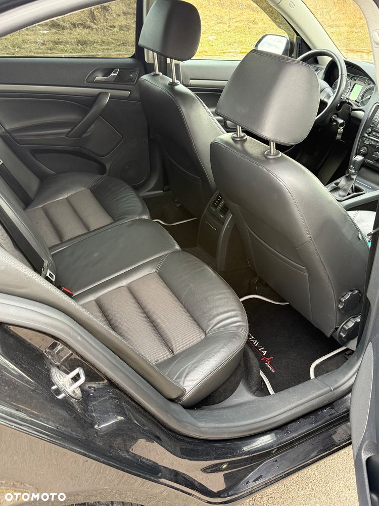 Skoda Octavia 1.8 TSI Ambiente - 13