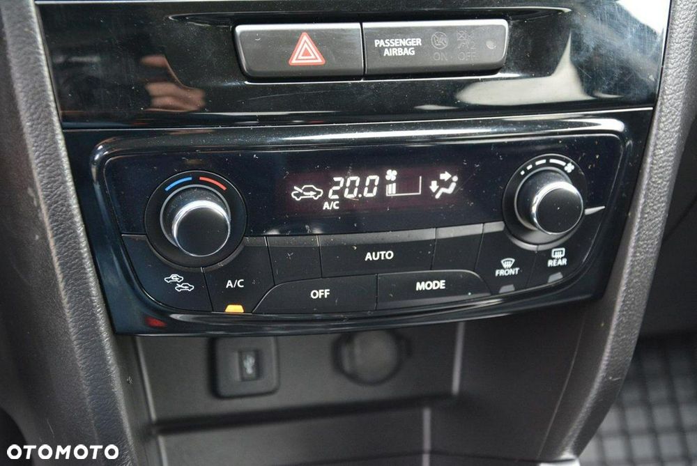 Suzuki Vitara 1.6 (4x4) Allgrip Automatik Comfort - 34