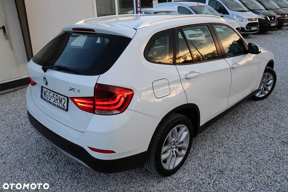 BMW X1 sDrive18d xLine - 10