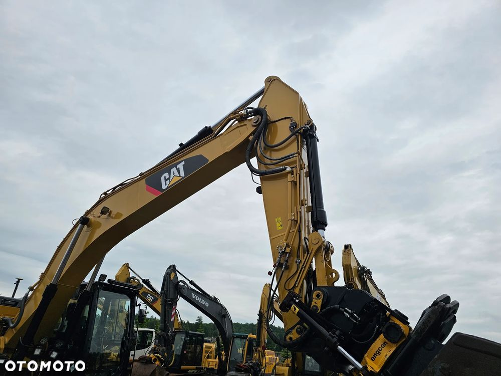 Caterpillar 323 EL 323 E L - 9