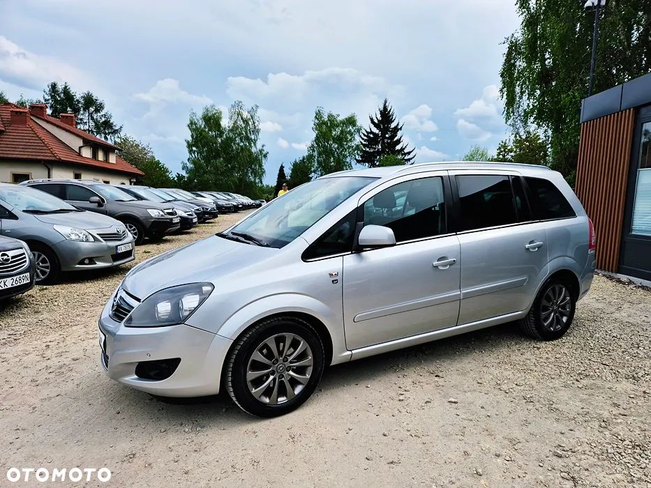 Opel Zafira 1.8 Family Plus - 24