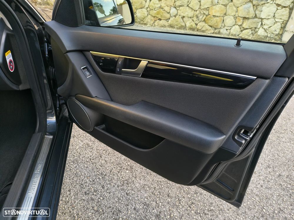 Mercedes-Benz C 220 Station CDI Avantgarde Edition - 14