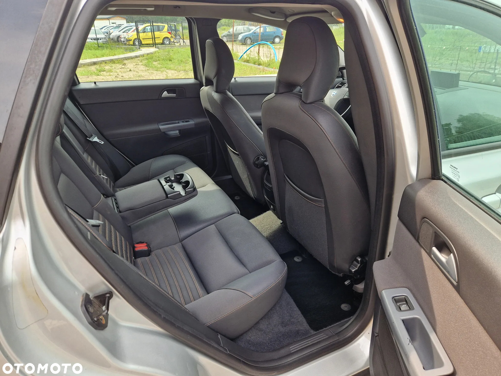 Volvo V50 1.6D Momentum - 13