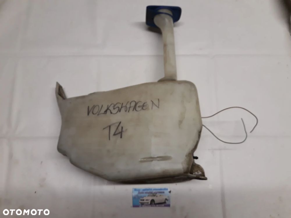 ZBIORNIK PŁYNU SPRYSKIWACZY VOLKSWAGEN TRANSPORTER T4   701955453 - 1