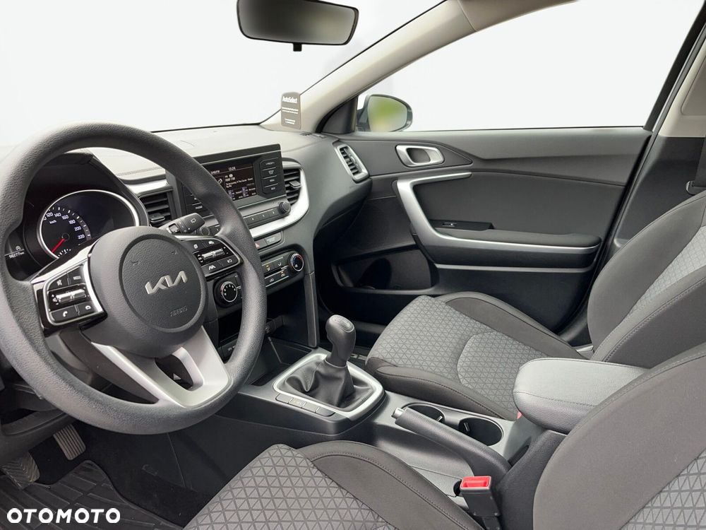 Kia Ceed 1.5 T-GDI S - 9