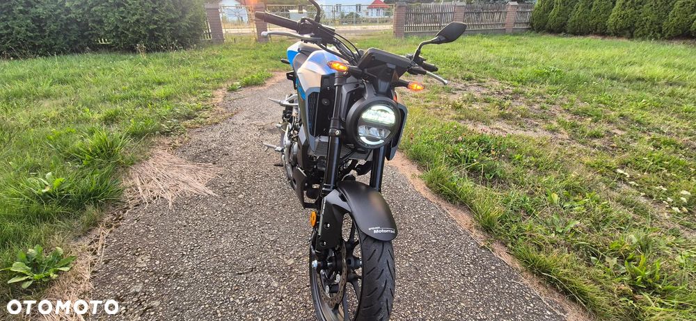 Honda CB - 8