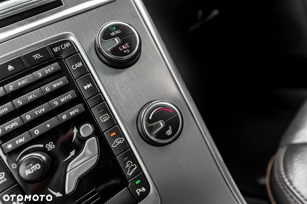 Volvo XC 60 - 28