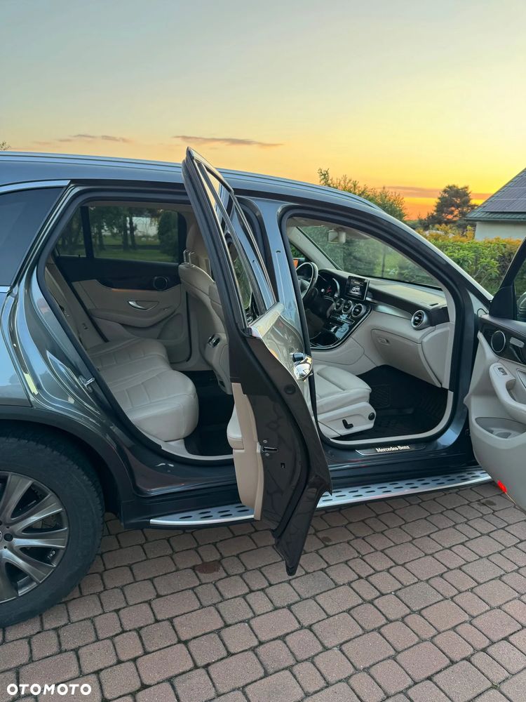 Mercedes-Benz GLC 220 d 4-Matic - 6