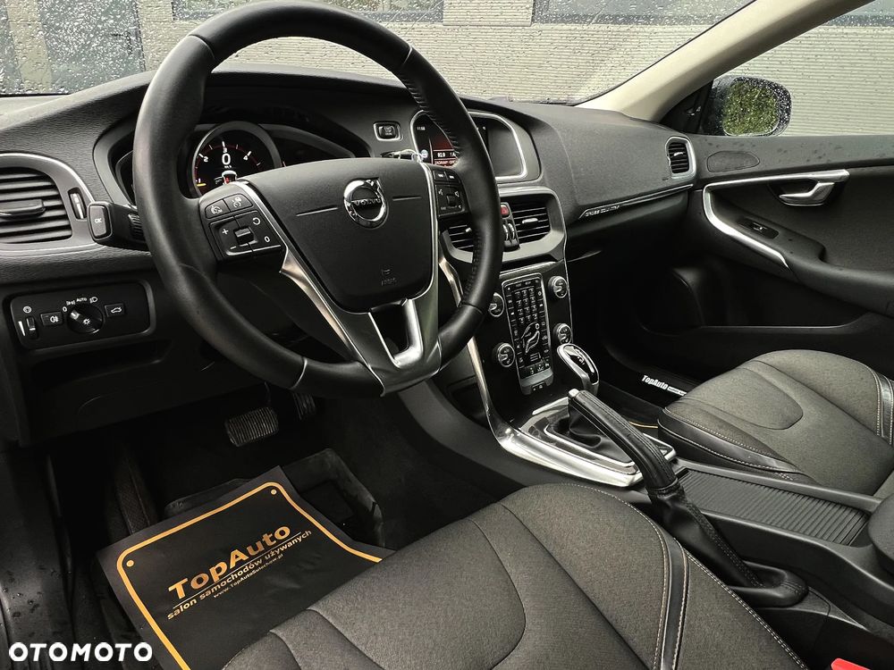 Volvo V40 Cross Country D2 Drive-E Base - 19