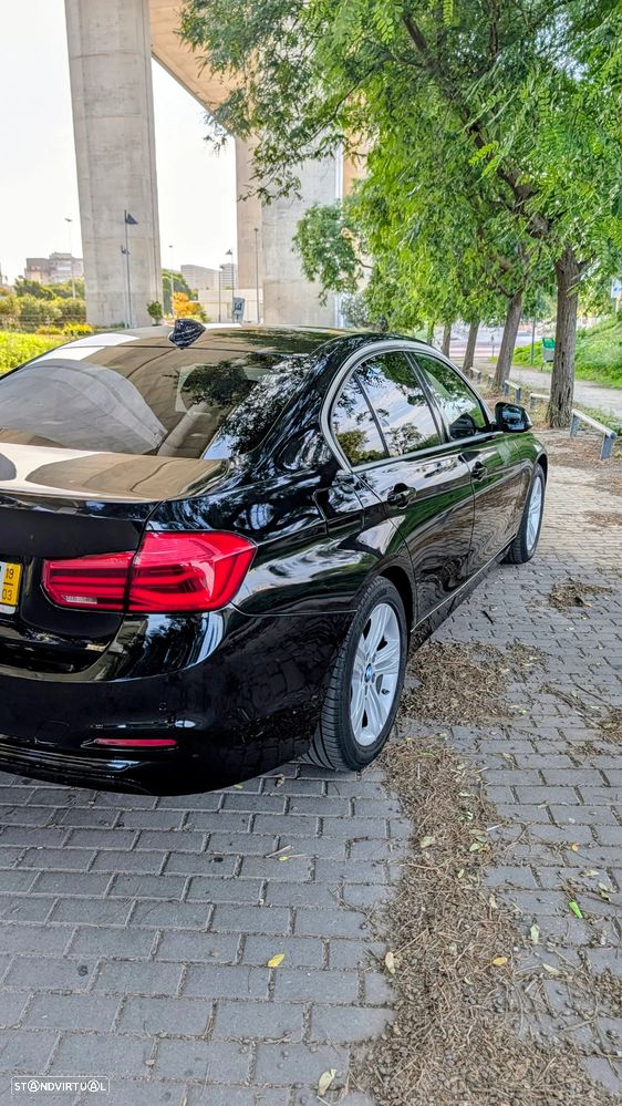 BMW 3 Series 2019 photo 5