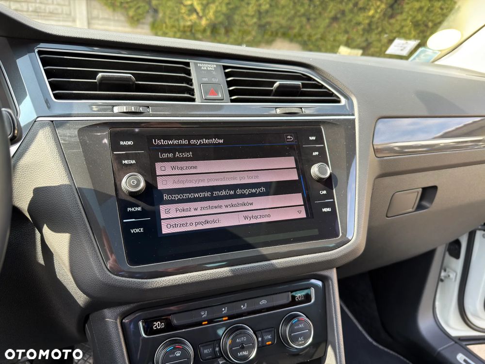 Volkswagen Tiguan - 35