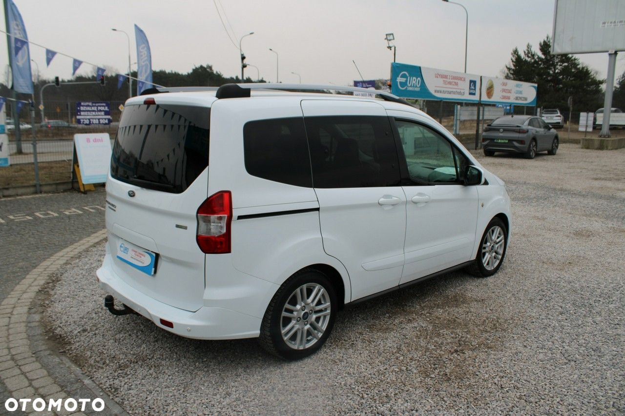 Ford Tourneo Courier - 6