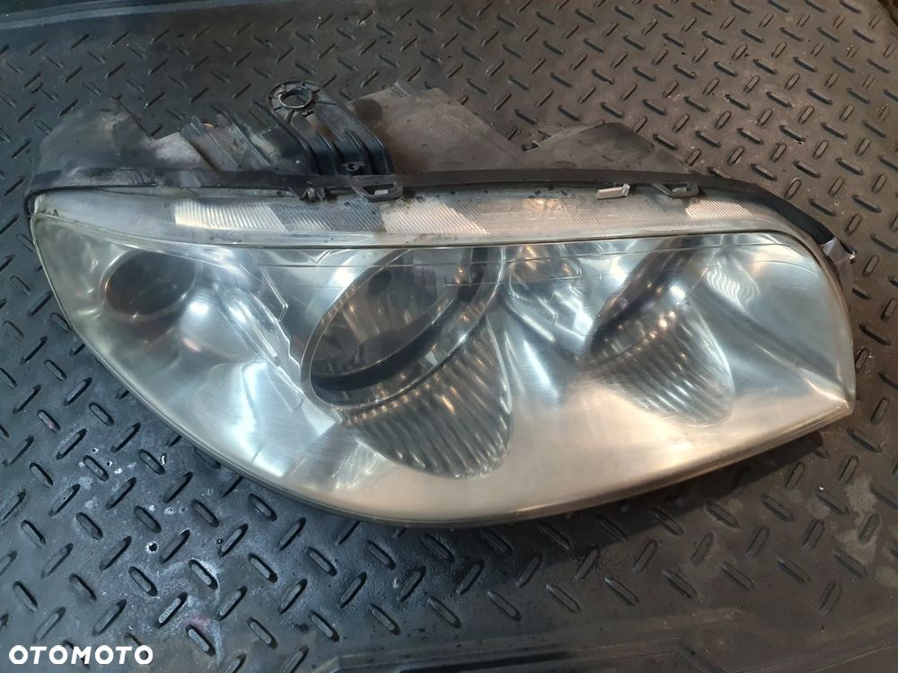 Fiat Punto II FL 03-04 Reflektor przedni lampa przednia PRAWA - 1