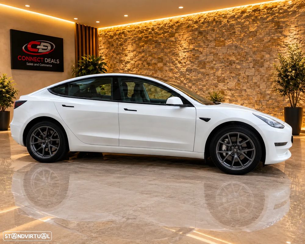 Tesla Model 3 Long Range Tração Traseira - 2