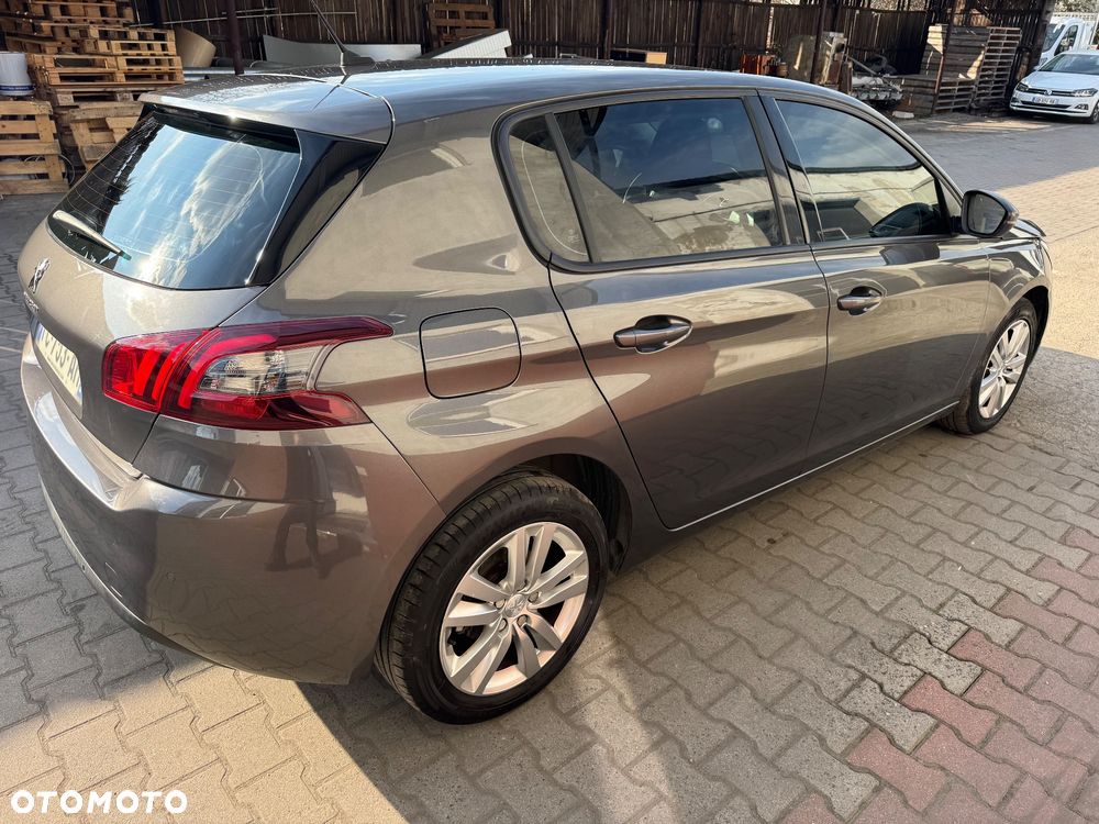 Peugeot 308 - 3