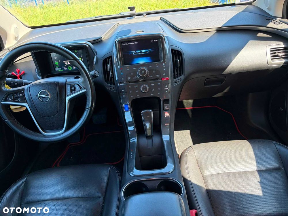 Opel Ampera - 7