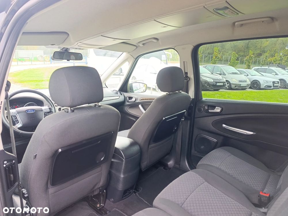 Ford Galaxy 2.0 TDCi DPF Titanium - 16