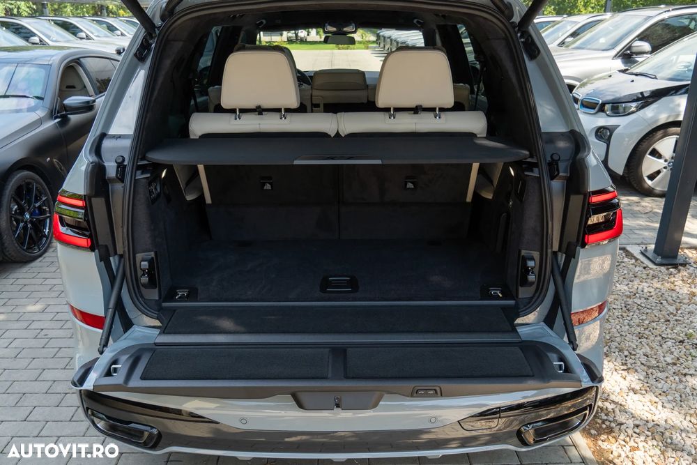BMW X7 xDrive40d AT MHEV - 26