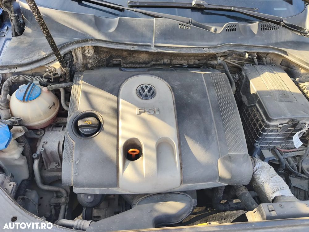 Volkswagen Passat 1.6 FSI Comfortline - 6