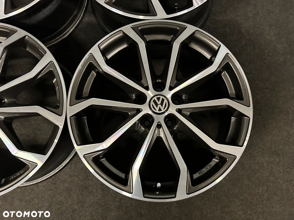 Alufelgi VW Golf 8, 7, 6, 5, Touran Caddy, Skoda Octavia III, II, Seat Leon 18 cali 5x112 4szt. Ładne! - 7