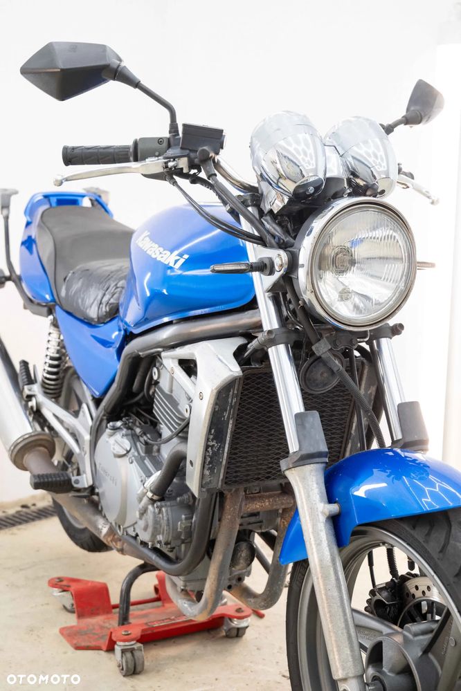 Kawasaki ER - 11