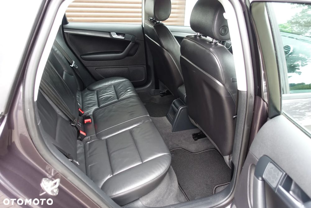 Audi A3 Sportback 1.6 TDI DPF Ambition - 17