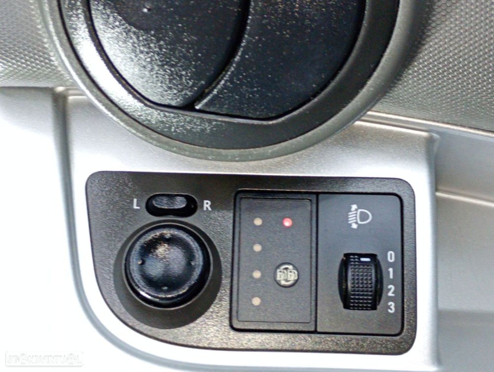 Chevrolet Spark 1.0 L Bi-Fuel - 15