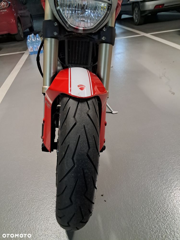Ducati Monster - 24