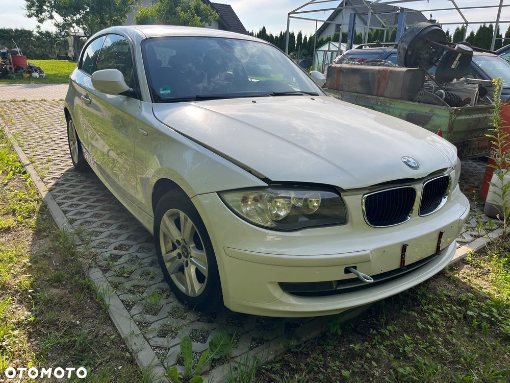 BMW Seria 1 118i - 12