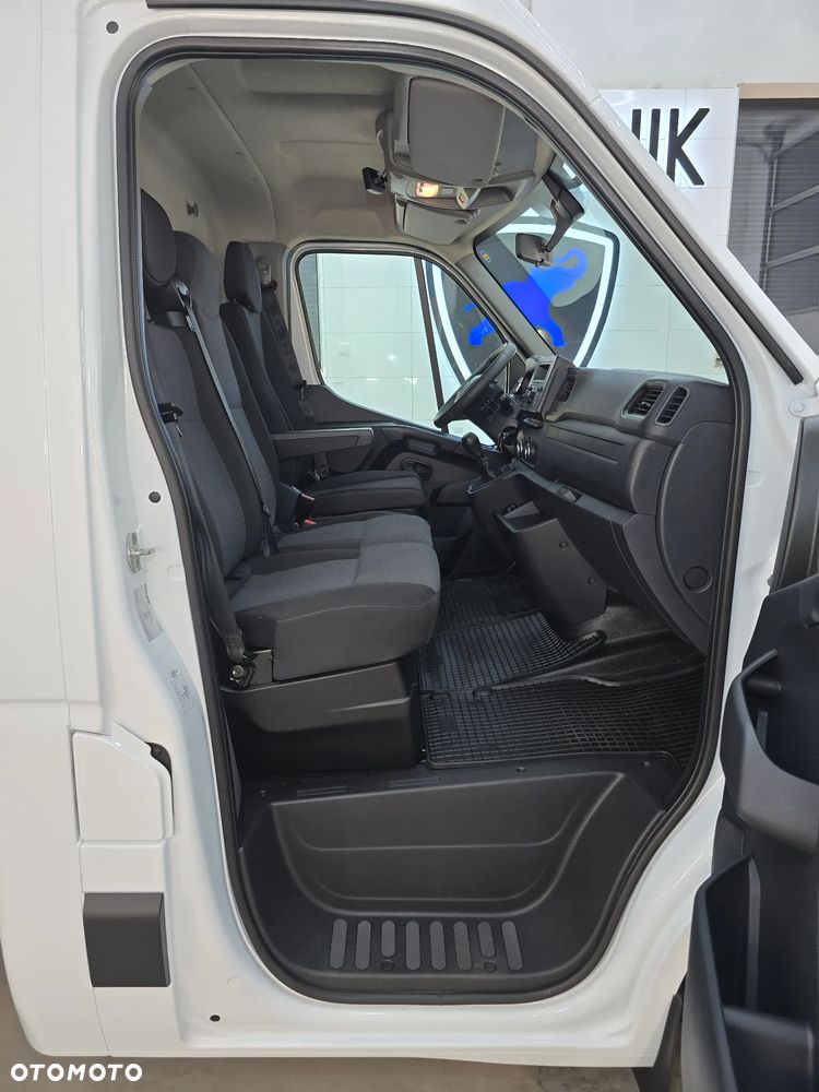 Renault MASTER IGLOOCAR -30*C +25*C ZANOTTI Z350 ŁADOWNOŚĆ 720Kg WZMOCNIONE TYLNE ZWIESZENIE 69 TYŚ Km SERWIS DO OSTATNIEGO Km ASO RENO NA GWARANCJI  BOGATA OPCJA WYPOSAŻENIA FOTEL KIEROWCY PNEŁMATYCZNY TEMPOMAT KLIMA HALOGENY KAMERA COFANIA SALON PL STAN NOWY NOWY NOWY - 17