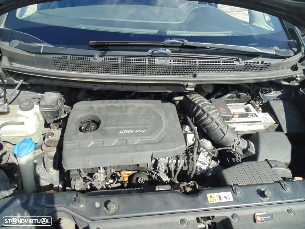 Kia Carens 1.7 CRDi ISG TX Aut. - 43