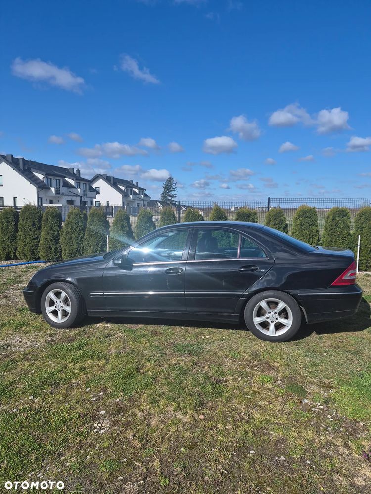Mercedes-Benz Klasa C 180 Kompressor Classic - 5