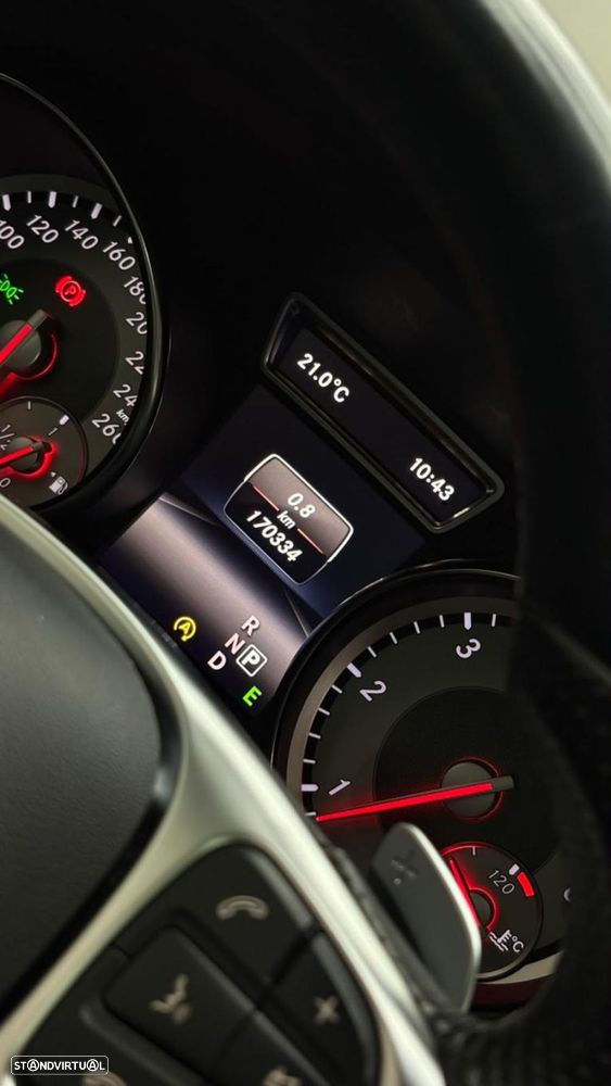 Mercedes-Benz CLA 220 CDI AMG Line Aut. - 28